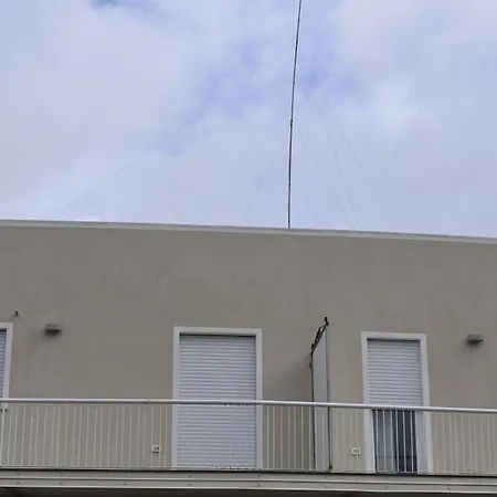 Mach1 Apartment *